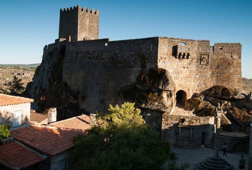 Alcantarilha Castle Wall Ruins, Portugal